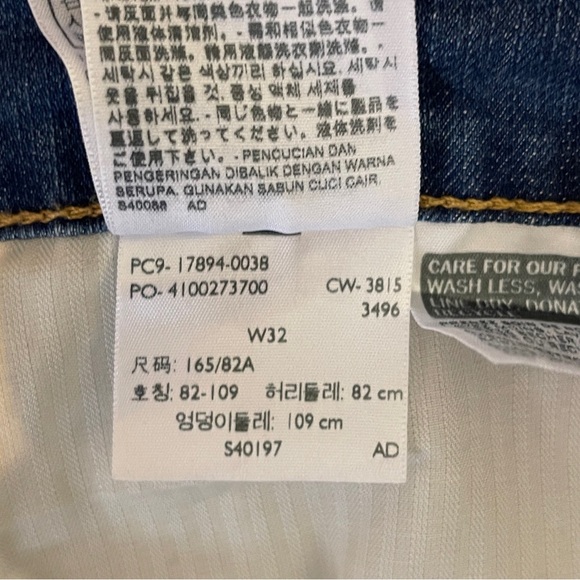 Levi's Stretch Denim Jean Shorts Summer Casual Women's 32 - Picture 8 of 9